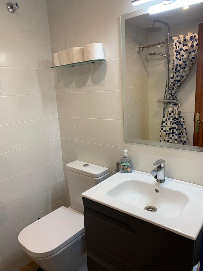 Cosy Apartment In L Escala, 7 Mins Walk To The Closest Beach, Riells L' Escala Extérieur photo