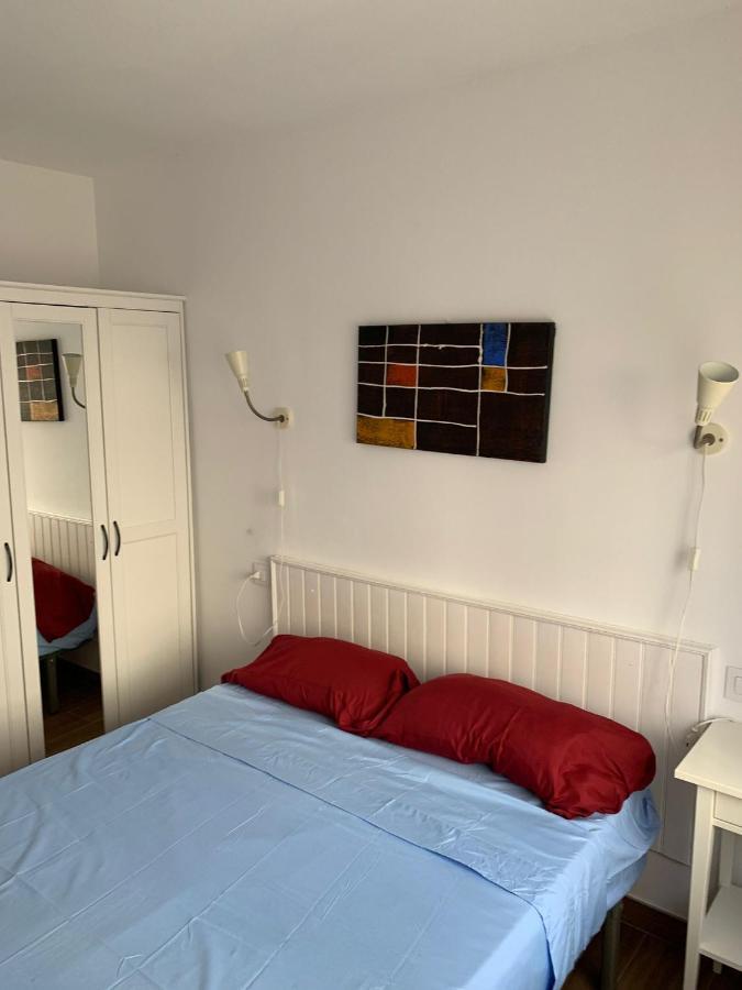Cosy Apartment In L Escala, 7 Mins Walk To The Closest Beach, Riells L' Escala Extérieur photo
