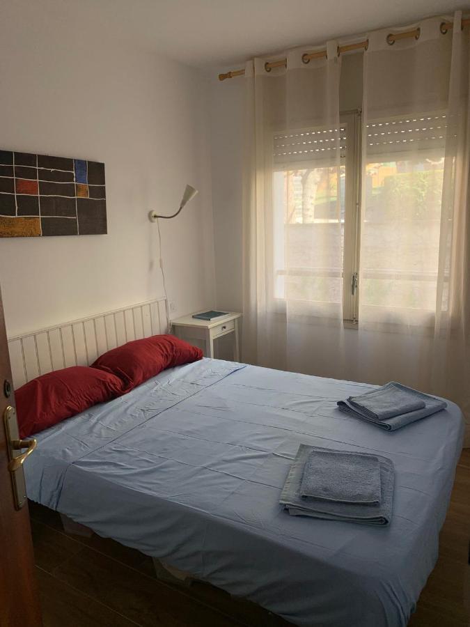 Cosy Apartment In L Escala, 7 Mins Walk To The Closest Beach, Riells L' Escala Extérieur photo